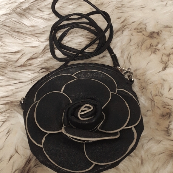 Cross Body bag - Picture 1 of 2